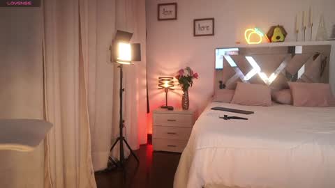 Snapshot of manelyk_10 chatting on January 2025 03:15:01 PM online show from January 2025 03:15:01 PM