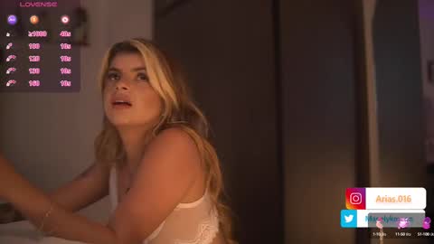 Snapshot of manelyk_10 chatting on February 2025 08:50:02 PM online show from February 2025 08:50:02 PM