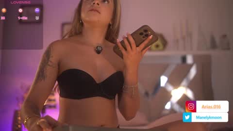 Snapshot of manelyk_10 chatting on February 2025 07:19:02 PM online show from February 2025 07:19:02 PM