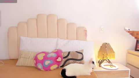 Snapshot of manelyk_10 chatting on November 2025 07:25:02 PM online show from November 2025 07:25:02 PM