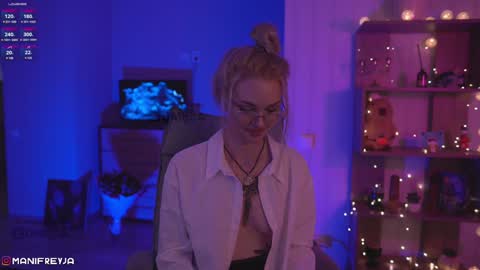 Amelie online show from February 2025 06:13:02 AM