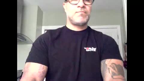 Snapshot of manny77977 chatting on December 2025 04:13:01 PM david 77977 online show from December 2025 04:13:01 PM