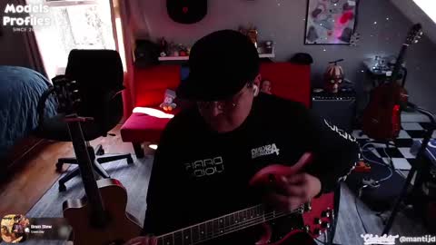 Snapshot of mantijd chatting on February 2025 07:19:02 PM Manti online show from February 2025 07:19:02 PM