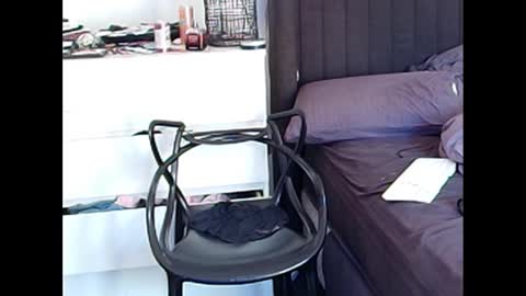 Snapshot of mantis011 chatting on March 2025 05:33:02 AM ausie baby online show from March 2025 05:33:02 AM