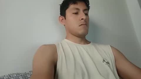 Snapshot of manucurve chatting on October 2025 03:01:01 PM manucurve online show from October 2025 03:01:01 PM