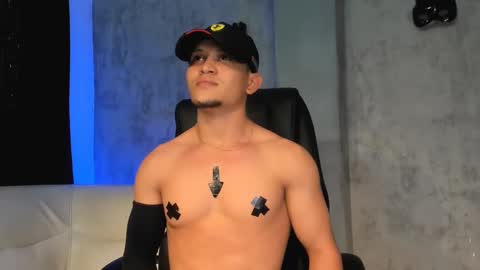 Manuel online show from October 2025 09:10:02 PM