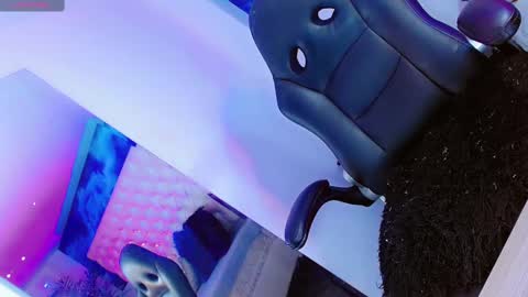 Snapshot of manuela_kingsley chatting on February 2025 03:16:02 PM Manuela Kingsley online show from February 2025 03:16:02 PM