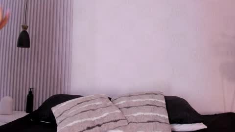 manuela_montes_ online show from April 2026 11:33:02 AM