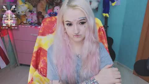 Manuela online show from November 2025 08:42:02 PM