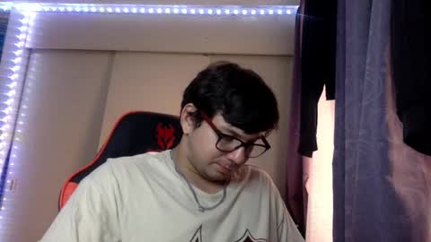 Snapshot of manuelle_francesco chatting on January 2025 11:00:01 PM Manu online show from January 2025 11:00:01 PM