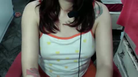 Manu Escarlate online show from May 2026 06:09:01 AM