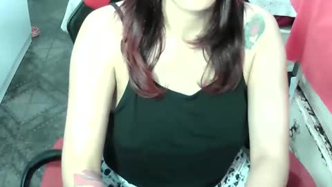Manu Escarlate online show from May 2026 04:53:02 AM