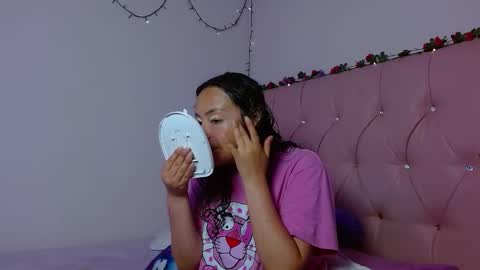 Snapshot of manumeow_ chatting on December 2025 10:18:02 PM Manu online show from December 2025 10:18:02 PM