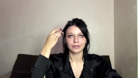 Polly online show from June 2026 06:29:02 PM