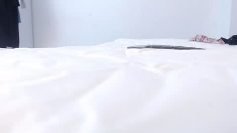   online show from December 2024 11:04:01 PM