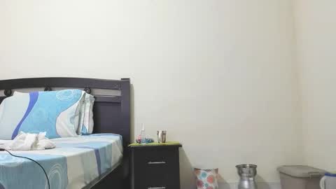 Mara online show from February 2026 12:43:02 PM