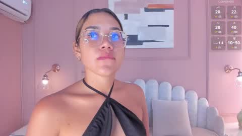 Snapshot of mara_brooks chatting on March 2025 06:51:02 PM Mara online show from March 2025 06:51:02 PM