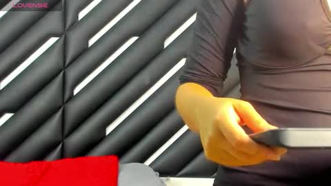 Mara  online show from February 2026 07:31:01 PM