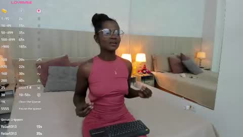 Mara Sinclair online show from July 2026 07:30:01 PM
