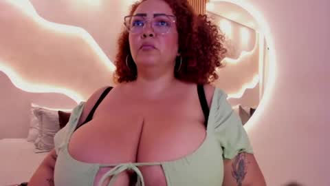 Snapshot of maraasweet chatting on June 2026 02:38:01 AM Mrs. Sweet online show from June 2026 02:38:01 AM