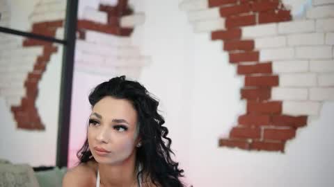  Mara  online show from February 2026 09:35:01 PM