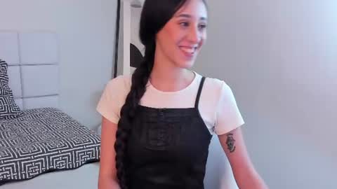   online show from June 2026 02:10:01 AM