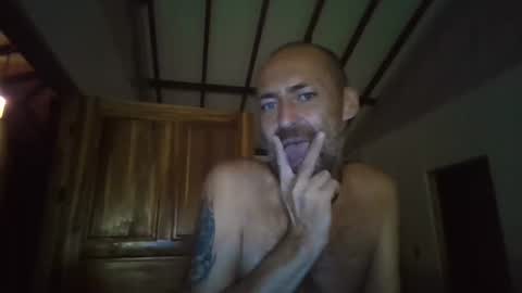 marc_cereza online show from October 2025 02:06:01 AM
