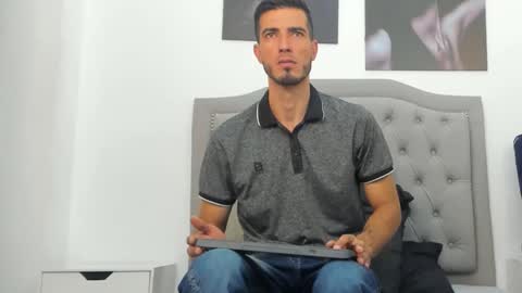 Marc Ruffalo online show from February 2026 07:34:02 PM