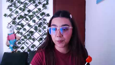 Snapshot of marce_bunny chatting on May 2026 04:46:02 PM Marcela online show from May 2026 04:46:02 PM