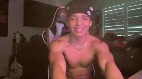 Snapshot of marcellorey chatting on July 2026 01:33:01 AM poyzennus online show from July 2026 01:33:01 AM
