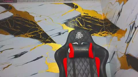 marcelo_boy online show from November 2025 12:05:01 PM