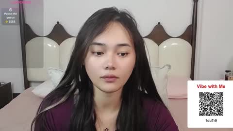 Lena online show from November 2025 01:11:01 PM