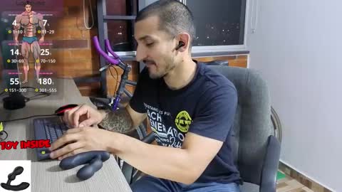 Snapshot of marckmuscle chatting on September 2025 03:27:02 AM Marck Independent model online show from September 2025 03:27:02 AM