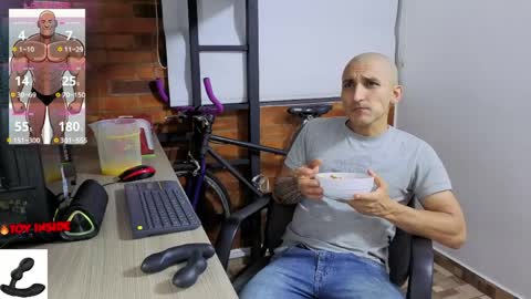 Marck  Independent model  online show from April 2026 02:05:02 AM