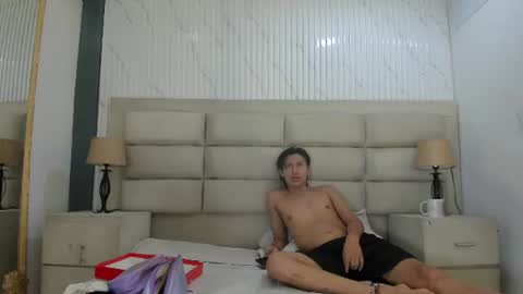 Snapshot of marcoandallice chatting on June 2026 05:15:01 AM Marco And Allice online show from June 2026 05:15:01 AM