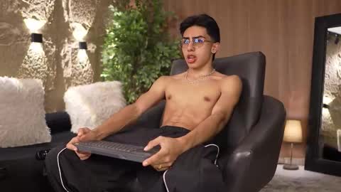 Marco and Ethan online show from November 2025 07:18:02 PM