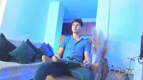 Snapshot of marcus_fire chatting on February 2025 05:48:02 AM marcus_fire online show from February 2025 05:48:02 AM