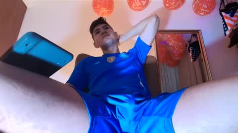 Snapshot of marcus_fire chatting on September 2025 10:02:01 PM marcus_fire online show from September 2025 10:02:01 PM