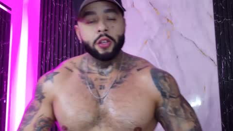 Snapshot of marcus_fit1 chatting on February 2026 04:13:02 AM Marcus online show from February 2026 04:13:02 AM