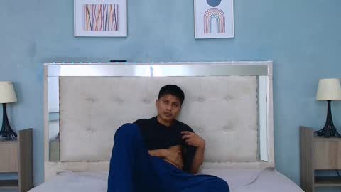 Snapshot of marcus_hans chatting on September 2025 06:53:02 PM marcus hans online show from September 2025 06:53:02 PM