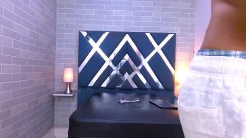 Snapshot of marcus_hans chatting on November 2025 06:35:01 PM marcus hans online show from November 2025 06:35:01 PM