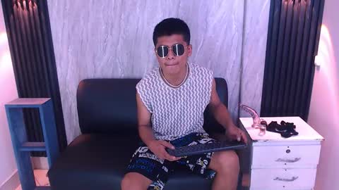 Snapshot of marcus_hans chatting on November 2025 03:16:01 PM marcus hans online show from November 2025 03:16:01 PM