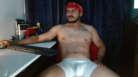 Snapshot of marcus_phoenix chatting on November 2025 12:05:01 AM Marcus online show from November 2025 12:05:01 AM