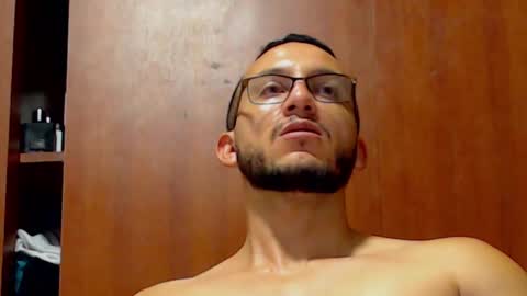 Snapshot of marcusmilarc chatting on February 2025 01:08:01 AM online show from February 2025 01:08:01 AM