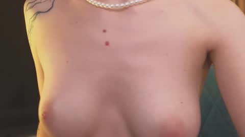 Snapshot of margareata chatting on December 2024 11:12:01 AM - Alisa online show from December 2024 11:12:01 AM