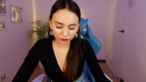 Margo online show from December 2025 08:45:02 AM