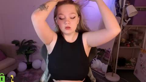 Snapshot of margo_ring chatting on May 2026 08:53:02 AM Margo online show from May 2026 08:53:02 AM