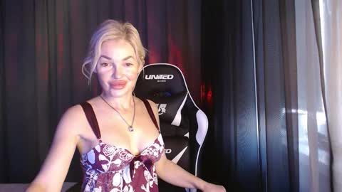 Snapshot of margoo_77 chatting on November 2025 03:31:01 AM Margoo online show from November 2025 03:31:01 AM