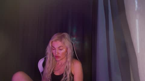 Snapshot of margoo_77 chatting on November 2025 05:39:01 AM Margoo online show from November 2025 05:39:01 AM