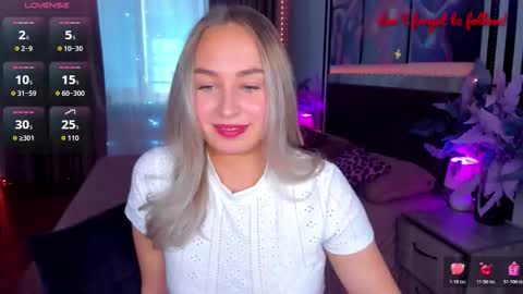 Snapshot of margosugar chatting on June 2026 11:37:02 AM MargoSugar online show from June 2026 11:37:02 AM